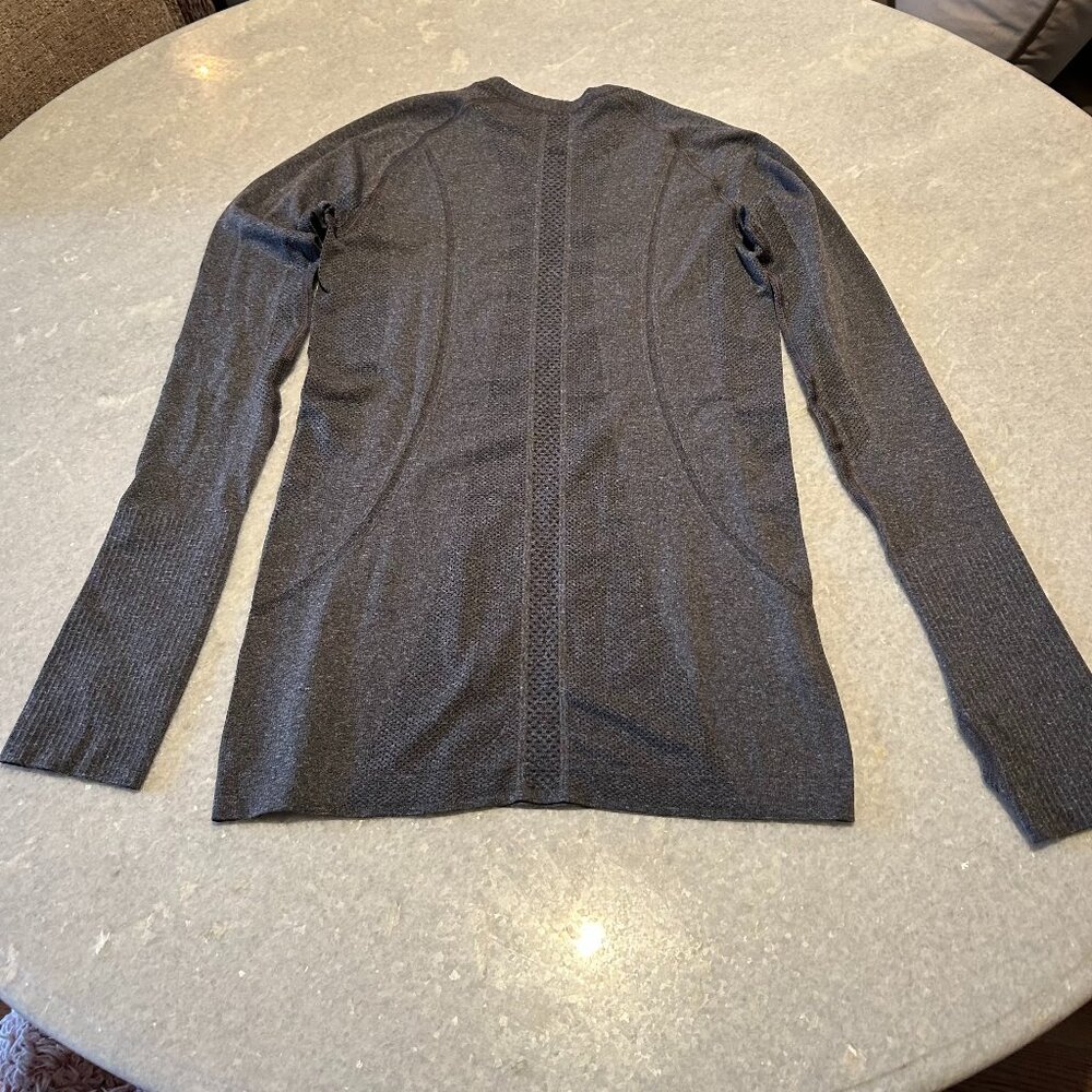 Lululemon Swiftly Tech Long Sleeve Shirt Hip Length Gray 4